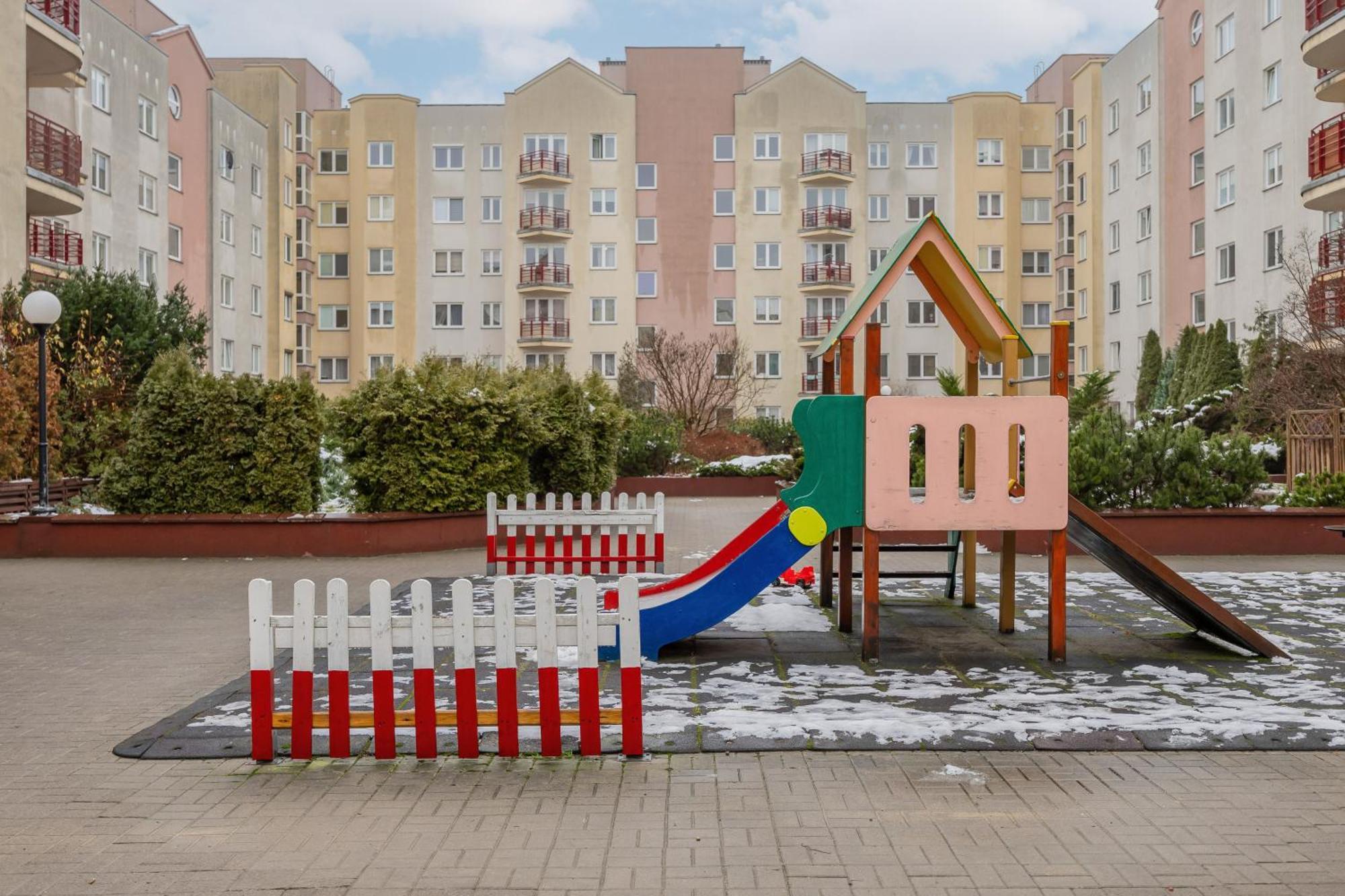 Stryjenskich Cozy With Balcony In Ursynow District By Renters Warszawa