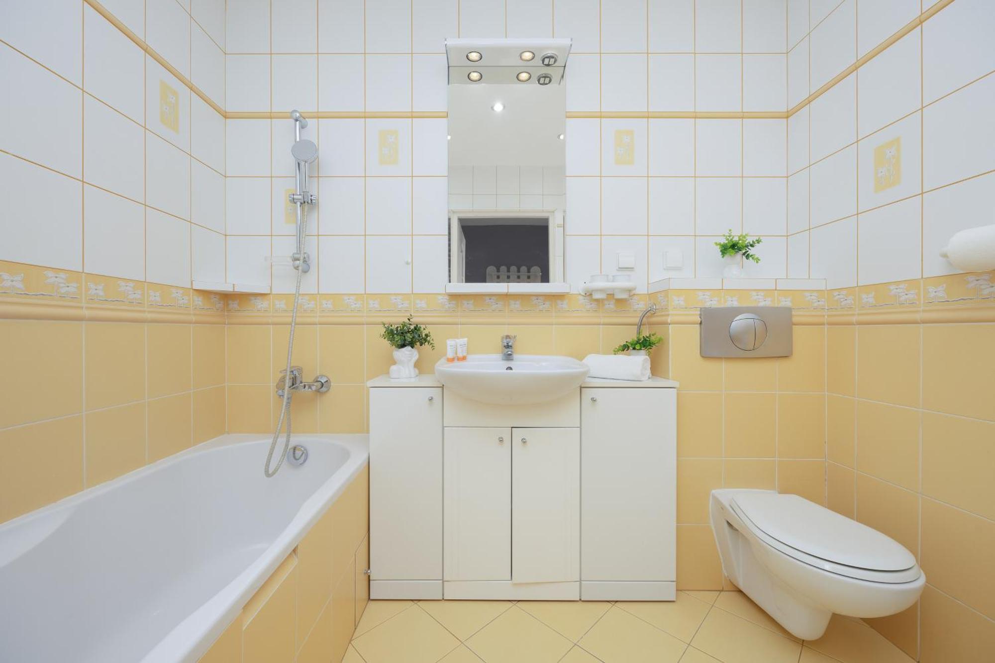 Stryjenskich Cozy With Balcony In Ursynow District By Renters Warszawa