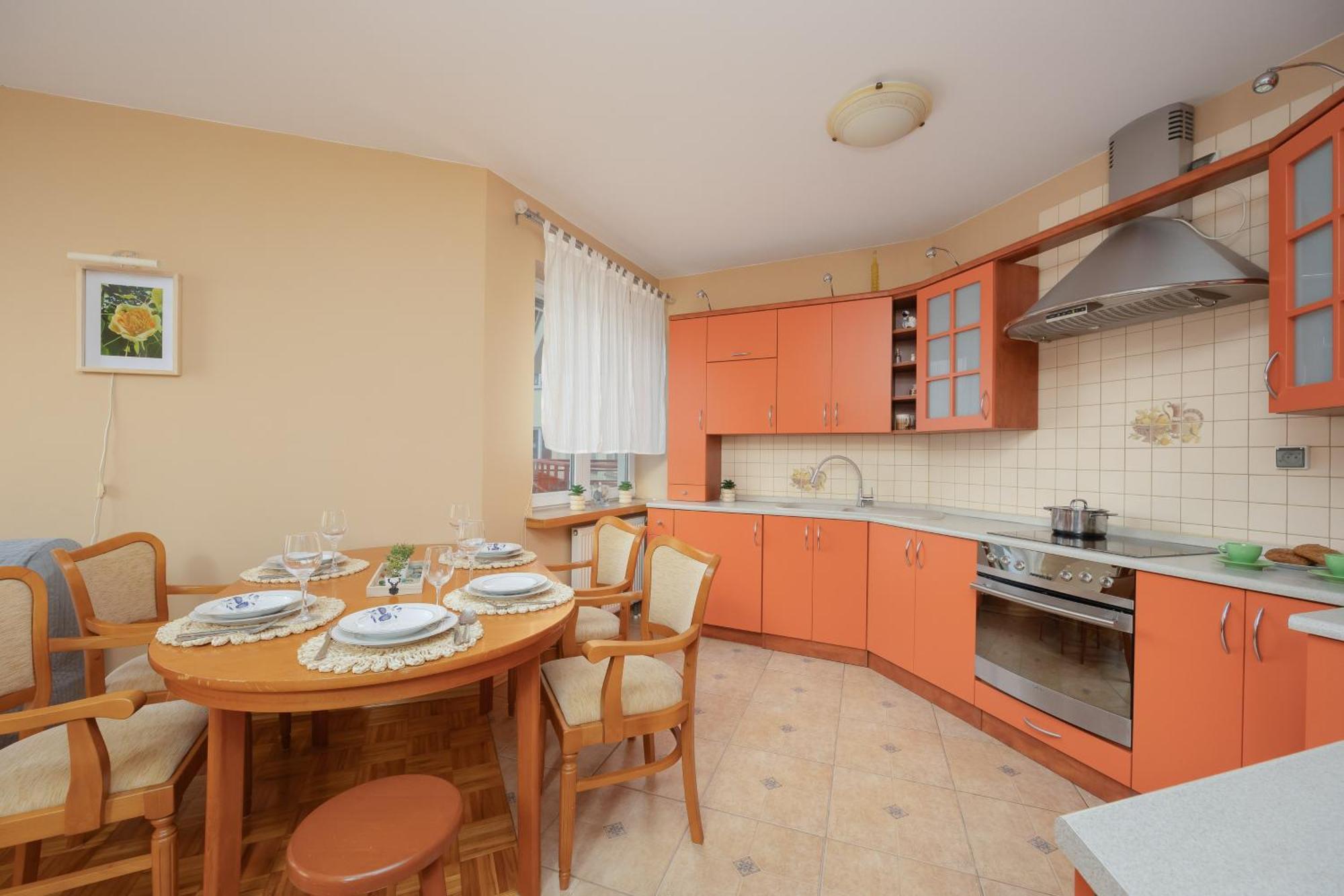 Apartament Stryjenskich Cozy With Balcony In Ursynow District By Renters Warszawa