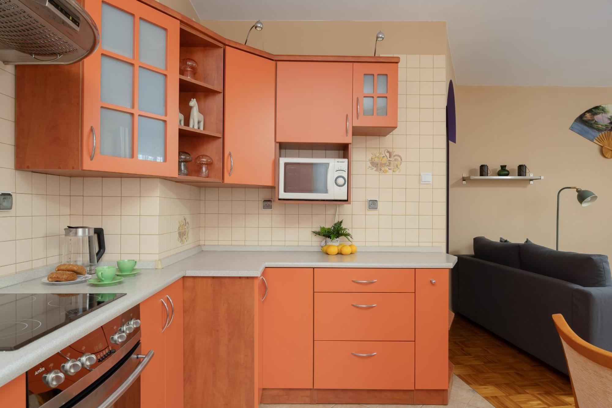 Stryjenskich Cozy With Balcony In Ursynow District By Renters Apartament